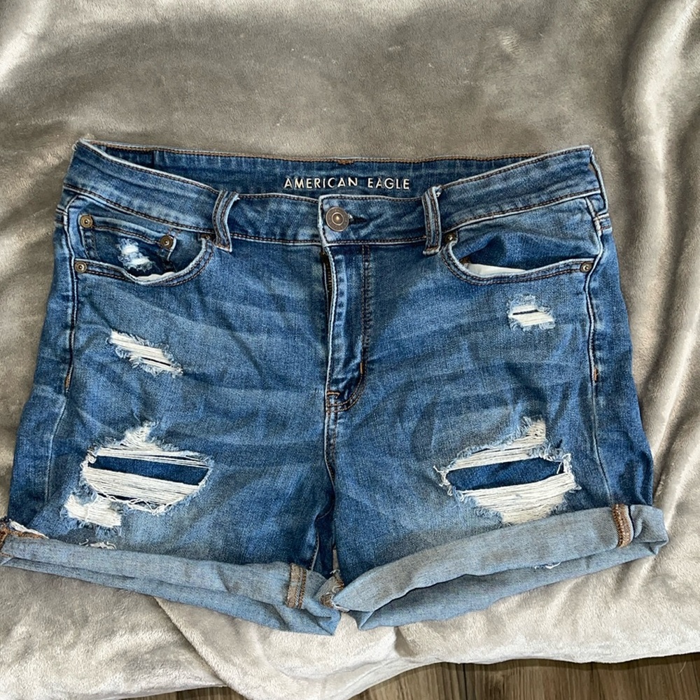 AE shorts